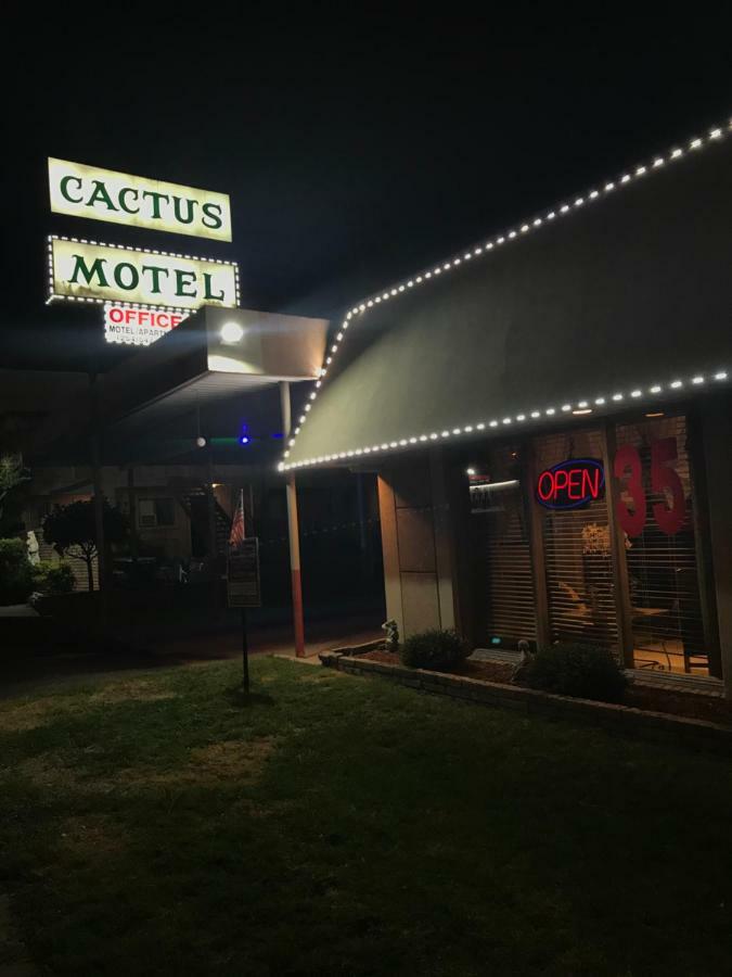 Copperas Cove Cactus Inn And Suites מראה חיצוני תמונה