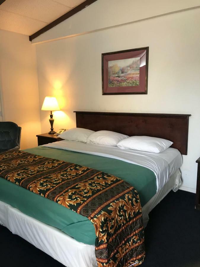 Copperas Cove Cactus Inn And Suites מראה חיצוני תמונה